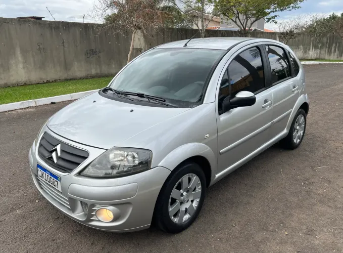 Citroen C3 Exclusive 1.4 Flex 8V 5P 2012