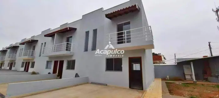 Casa assobradada para alugar com 3 quartos e 1 vaga de garagem em condomínio fechado em Am
