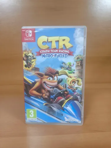 Crash team racing nitro fueled de Nintendo switch usado