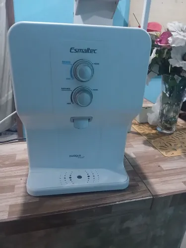 VENDO BEBEDOURO ESMALTEC 110V Contato; *