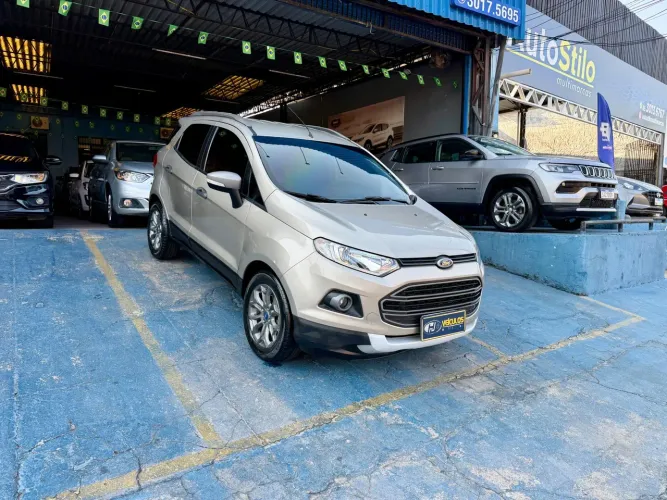 Ford Ecosport Freestyle 1.6 16V Flex 5P 2014