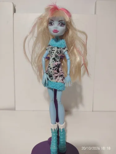 Boneca Abbey Bominable Monster High