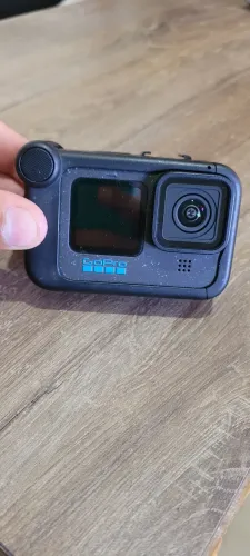 Vendo camera gopro hero 12 com 3 batérias