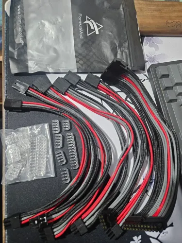 Kit Cabos Extensores Sleeved FormulaMod - PC Gamer