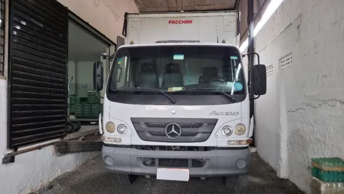 M Benz Accelo 815 Aut. 2016*Único Dono*Apenas 65.000Km*Baú Parece Novo *O Mais Novo do BR
