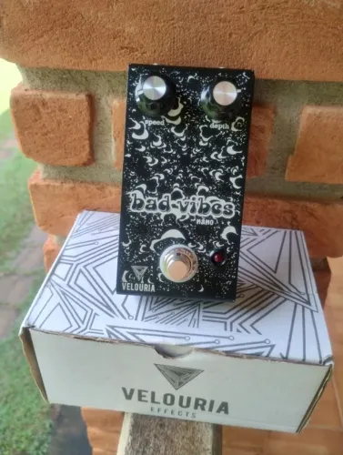 Pedal Velouria Fx Bad Vibes Univibe 