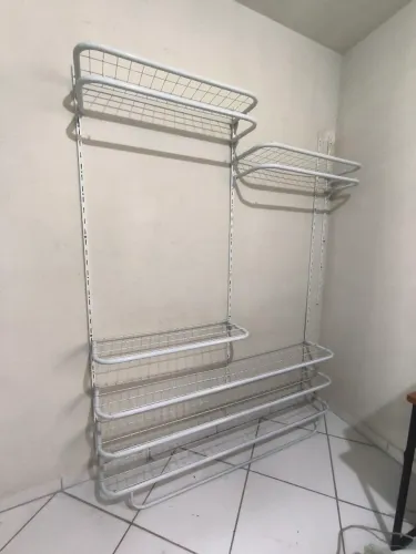 Modular Aramado Branco Completo (Prateleiras, Cabideiros e Sapateira)