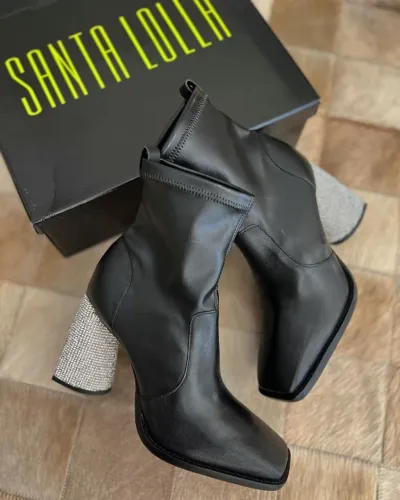 Bota Santa Lolla Shiny Couro Pelica Soft