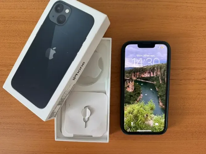 Apple iPhone 13 256GB - Meia-noite - 100% Funcional