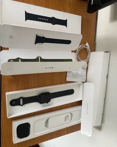 Apple Watch Series 7 45mm - Completo na Caixa