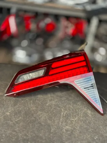 Lanterna da tampa traseira direita de Honda Hrv 2018 Original