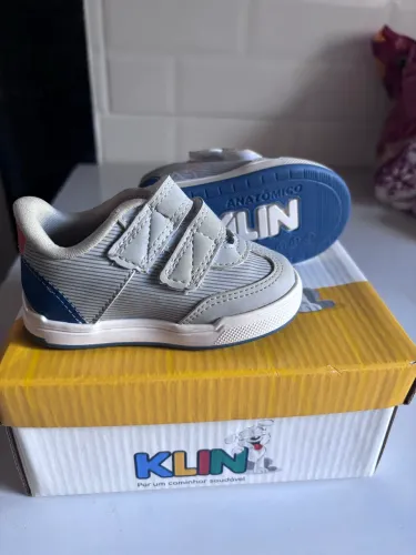 Tênis infantil original da marca KLIN