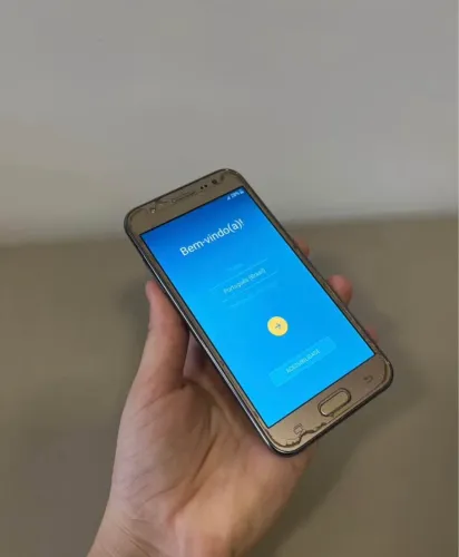 Celular J5