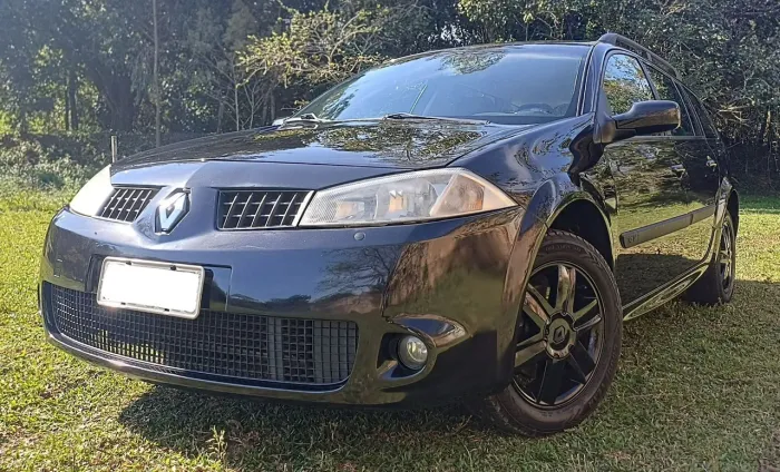 Renault Megane G. Tour Extreme Hi-flex 1.6 Mec. 2010