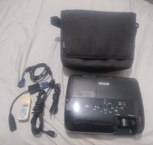 Projetor Epson H283A (PowerLite S6+)