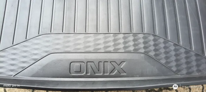 Tapete para porta malas do Onix Sedan