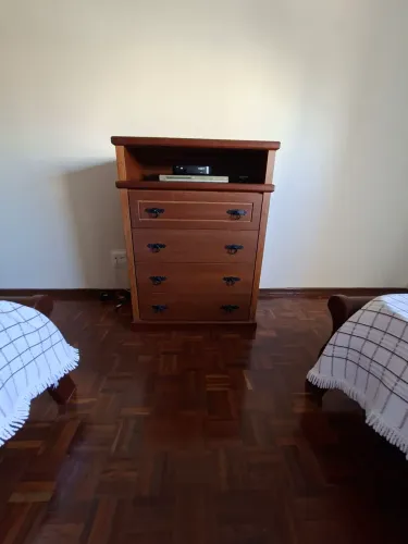 Cômoda com Criado