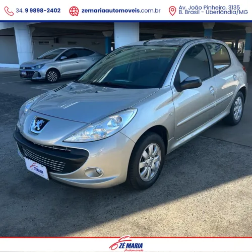 Peugeot 207 XR 1.4 Flex 8V 5P 2011