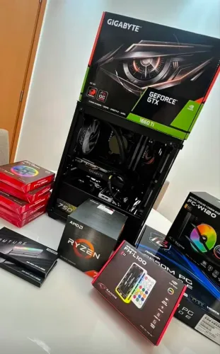 PC Gamer Ryzen 7 5700 | 32GB RAM | GTX 1660 Ti | Fonte 750W e B550M