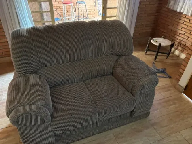Sofa dois lugares