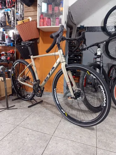 GTA Across 2.0 Gravel 52 polegada 