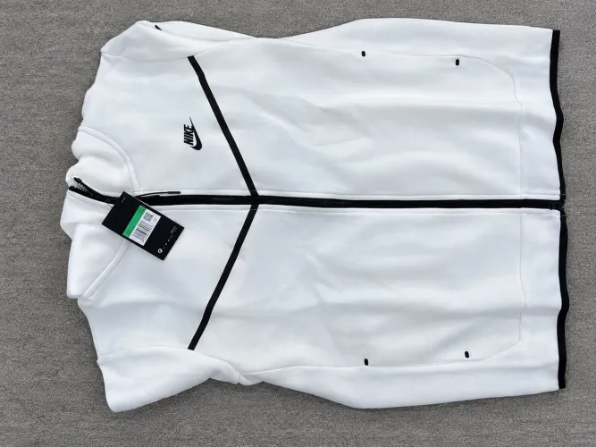 Nike tech Branca nova