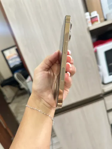 Vendo iPhone 13 Pro gold 256GB