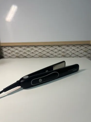 Prancha/chapinha profissional Taiff style pro titanium 