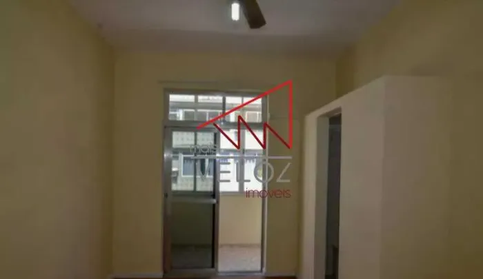 Apartamento : / Residencial / Glória