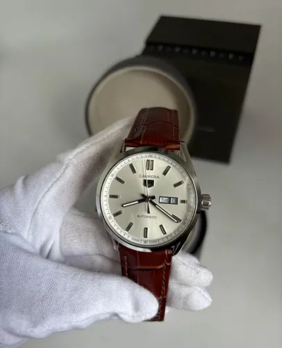 Relogio Tag H. Carrera - Couro - Quartzo - 43mm - Safira - Prem AAA+
