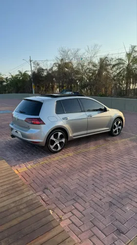 Volkswagen Golf Comfortline 1.4 TSI 140cv Aut. 2015