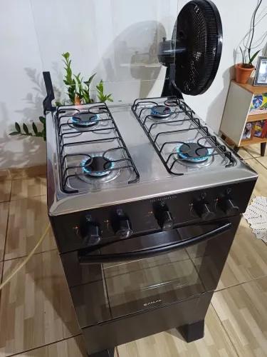 Fogão semi novo