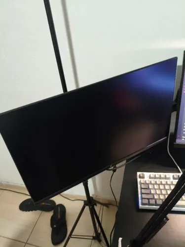 Monitor SuperFrame Precision 24.5 p 260hz