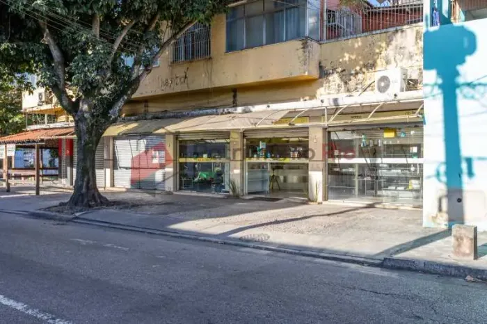 Loja frente de rua, 2 portas - Marechal Hermes