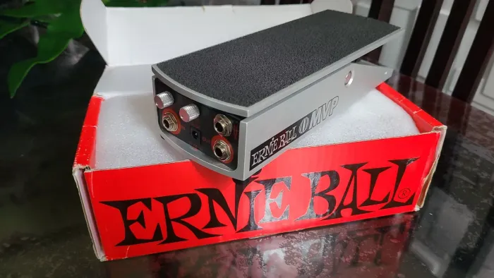 Pedal de Volume MVP Jr com Boost Ernie Ball ñ Vox Morley Boss Joyo Soulpress Bheringer AMT