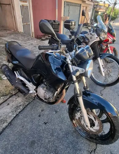 ? Yamaha Fazer 250 | R$ 6.000 | FIPE R$ 10.575