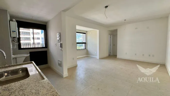 APARTAMENTO 02 DORMITÓRIOS E VARANDA GOURMET NO EDIFÍCIO UNION PLANETA - ALTO DA BOA VISTA