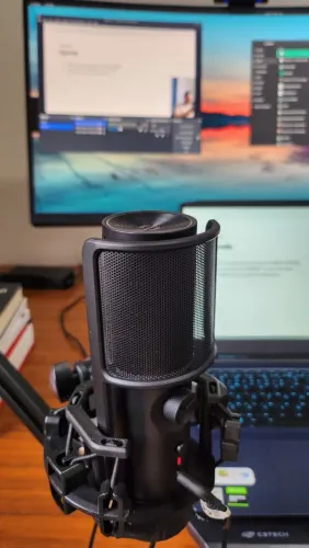 Microfone Gamer RGB Condensador Tripod Streamplify
