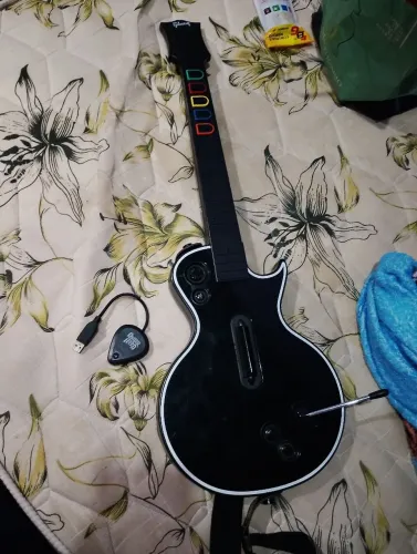? Guitarra Guitar Hero PS3 Original com Receptor USB