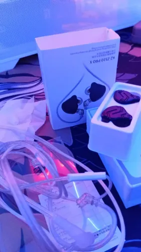 fone KZ ZS10 Pro X tem 5 meses de uso ta bem conservado