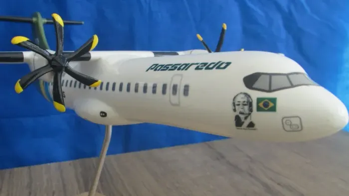 Maquete de avião Atr 72-600 Voe Pass pintura especial