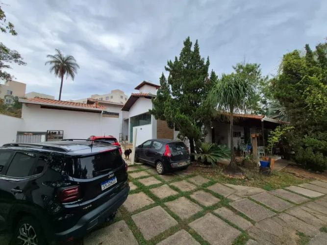 Casa a venda no bairro Arquipélago Verde - Betim- MG