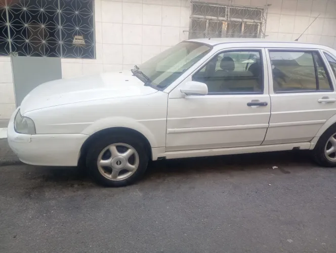 Volkswagen Santana 1.8 MI (álcool) 2002