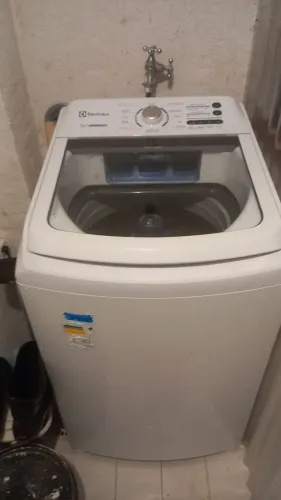Maquina de lavar ELECTROLUX- 14kg