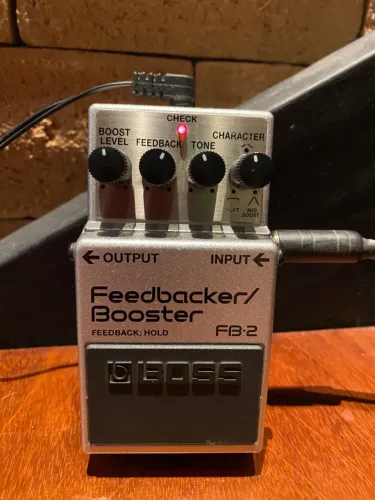 Boss FB-2 Feedbacker Booster - Raro - Excelente estado - Com caixa original