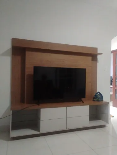 Estante - Sala de estar.