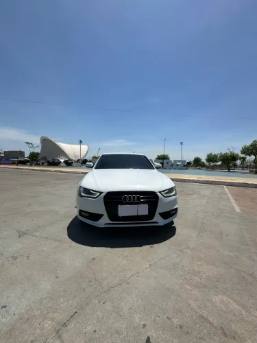 Audi A4 2.0 Avant 16V TFSI Quattro Stronic 2013