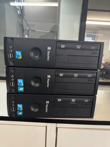 Lote de três computadores Itautec i5 ST4271