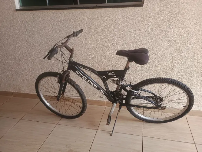 Bicicleta aro 26 21 marchas.