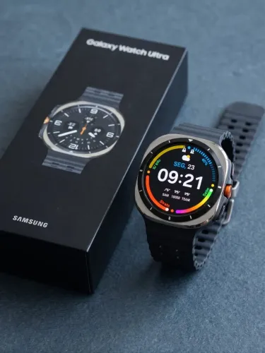 Samsung Galaxy Watch Ultra 47mm LTE (Titânio) - Completo na Caixa! (Estado de Novo)